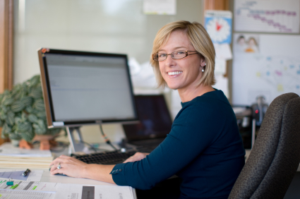 woman at computer--iStock_000007384989XSmall.jpg